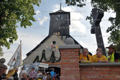 Pielgrzymka i odpust Matki Boskiej Krolowej Kaszub...