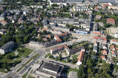 Gdansk Nowy Port z lotu ptaka. Widoczne  m.in.ulice:...