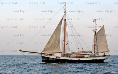 Wielka parada zaglowcow po Zatoce Gdanskiej na zakonczenie...