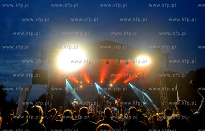 Freedom Cover Festival w parku nad jeziorkiem w Zukowie...