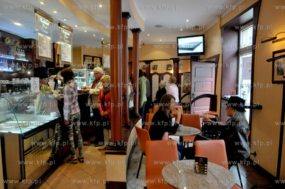 Cactail Bar Capri w Gdansku na ul. Dlugiej
06.10.2013...