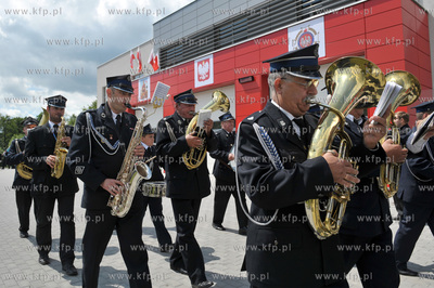 Otwarcie nowej remizy, strażnicy Ochotniczej Straży...