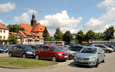 Kościerzyna. Parking na ul. Wojska Polskiego. 22.06.2016...