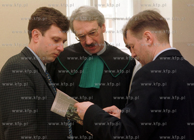 Od lewej prezydent Sopotu Jacek Karnowski, mecenas...