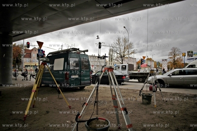 Proby obciazeniowe na estakadzie nad al. Grunwaldzka....