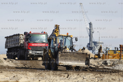 Uroczystosc wmurowania kamienia wegielnego pod budowe...