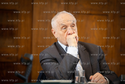 Sesja Rady Miasta Sopotu. Nz. Wieczesław Augustyniak.
06.04.2023
fot....
