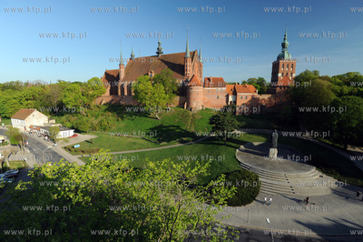 Frombork, Wzgorze Katedralne. Gotycka katedra pw. Wniebowziecia...