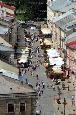 Lublin. Deptak Krakowskie Przedmiescie. N/z widok z...