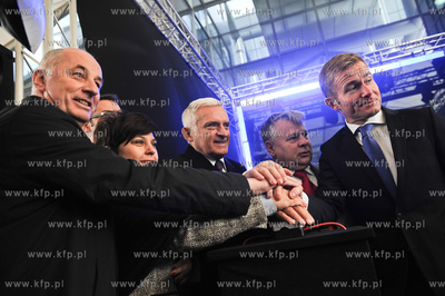 Gdansk. Uroczystosci zakonczenia III etapu rozbudowy...