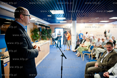 Gdansk. Osrodek Kultury Morskiej. Uroczyste pozegnanie...