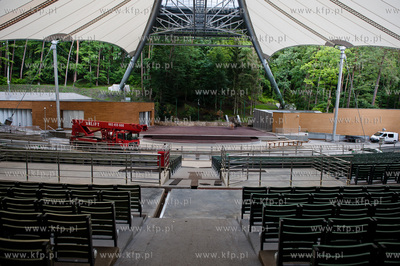 Sopot. Opera lesna na tydzien przed oficjalnym otwarciem....
