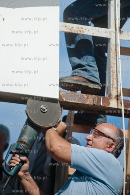 Gdansk. Brama Historyczna nr 2 Stoczni Gdanskiej. Stoczniowy...