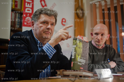 Gdansk. Filii nr 13 Wojewodzkiej i Miejskiej Biblioteki...