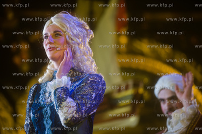 Gdansk. Dwor Artusa. Kolejny odcinek improwizowanego...