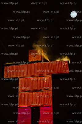 Gdansk. Plac Zebran Ludowych. XIX Miedzynarodowy Festiwal...