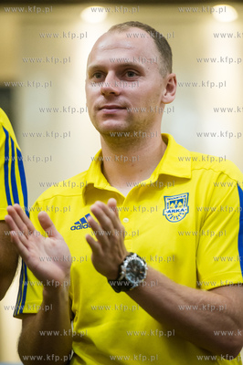 Gdynia. Centrum Riviera. Prezentacja zespołu Arki...