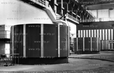 Elektrownia Wodna Zarnowiec - najwieksza w Polsce elektrownia...