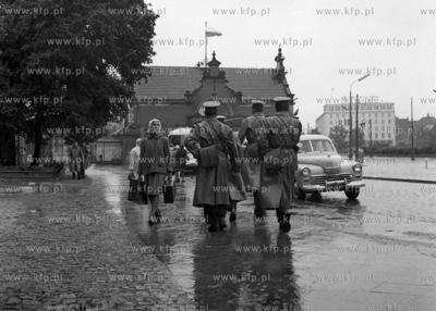 Patrol milicji obywatelskiej na Podwalu Grodzkim w...