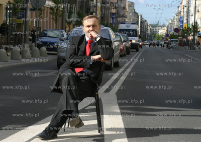 Prezydent miasta Gdyni Wojciech Szczurek na ulicy Swietojanskiej...