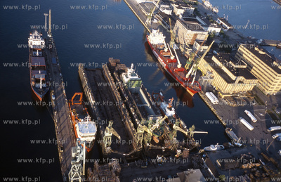 Port Gdynia z lotu ptaka, Stocznia Remontowa, Dalmor....