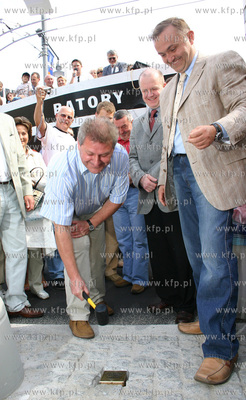 Swieto ulicy Swietojanskiej w Gdyni. Wielka parada...