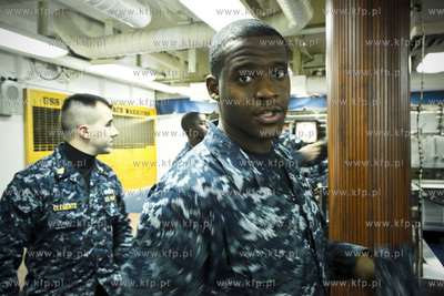 Zatoka Gdanska. Okret Marynarki Wojennej USA, USS RAMAGE...