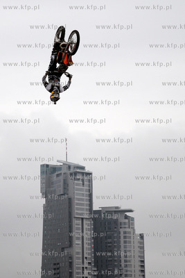 Gdynia, Skwer Kosciuszki. Red Bull X-Fighters Jams....