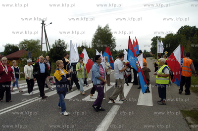 Mieszkancy podusteckiej miejscowosci Zimowiska przez...