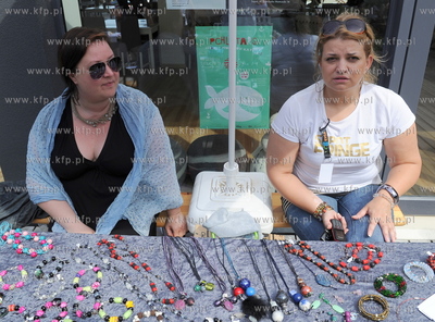 Sopot Fringe Festiwal. Kiermasz rekodziela na terenie...
