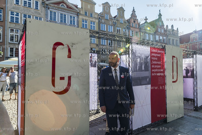 Gdańsk, ul. Długa. Święto Wolności i Solidarności,...