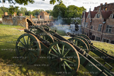 Wisłoujście - letnie święto muzyki elektronicznej...