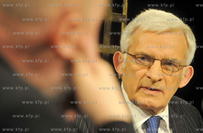 Gdansk. Filharmonia Baltycka. Areopag Gdanski. Debata...