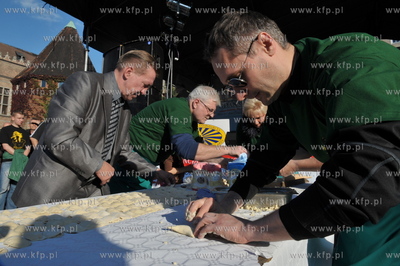 IX Gdanskie Swieto Pieroga na Targu Weglowym w Gdansku....