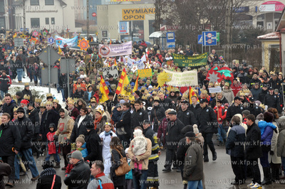Orszak Trzech Kroli w Zukowie na Kaszubach. 6.01.2013...