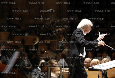 Gdansk. Polska Filharmonia Baltycka. Premierowe wykonanie...