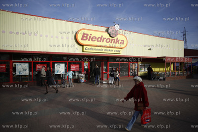 Dyskont spozywczy Biedronka na gdanskiej Zaspie.
27.03.2012
fot....