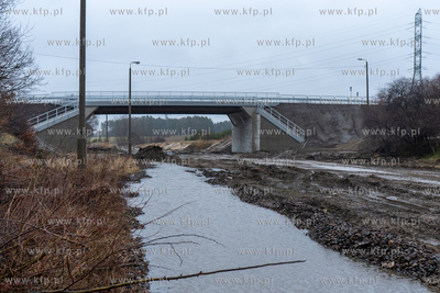 Oficjalne otwarcie wiaduktu w Niestępowie, który...