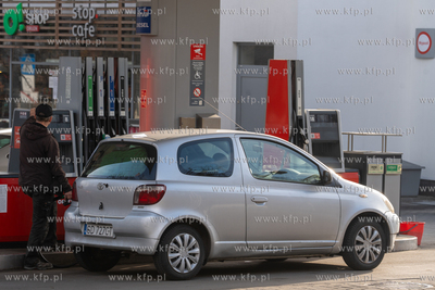 Wrost cen paliw na stacjach benzynowych po ataku USA...