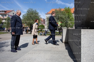Gdańsk. Pierwszomajowy pochód  zorganizowany przez...