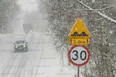 Zima na drogach. 30.01.2021 / fot. Anna Rezulak