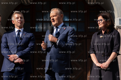 Gdańsk. Spotkanie premier Donald Tusk  premier Węgier...