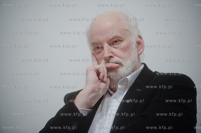 Gdansk. Galeria Mariacka. Debata pt. Swiete Ksiegi,...