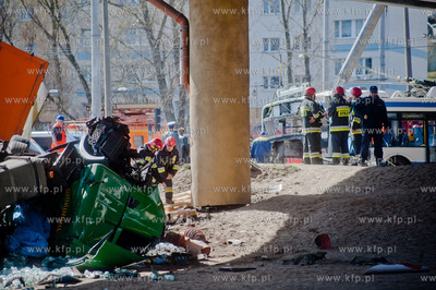 Gdynia. Skrzyzowanie ul. Morskiej i zjazdu z Estakady...