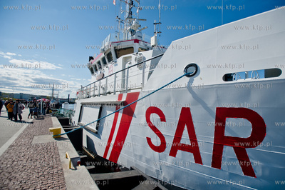 Gdynia. Nabrzeze Pomorskie. Udostepniona do zwiedzania...