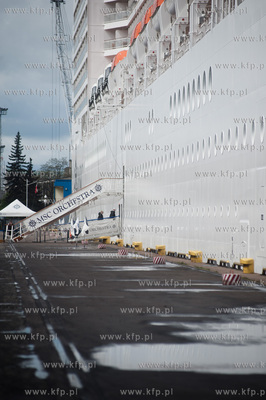 Port w Gdyni. Nabrzeze Francuskie. Wizyta wycieczkowca...