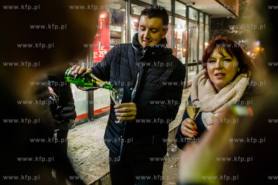 Zabawa sylwestrowa na Targu Weglowym w Gdansku.
31.12.2014
fot....