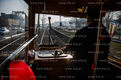 Gdansk. Walentynkowy tramwaj Konstal N z 1952 roku....