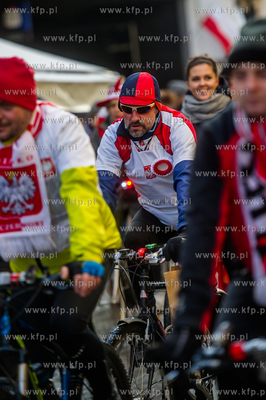 Sopot. Parada zabytkowych wozów strażackich i zabytkowych...