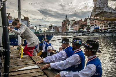 Gdańsk. Przywitanie członków Bractwa Flisackiego...